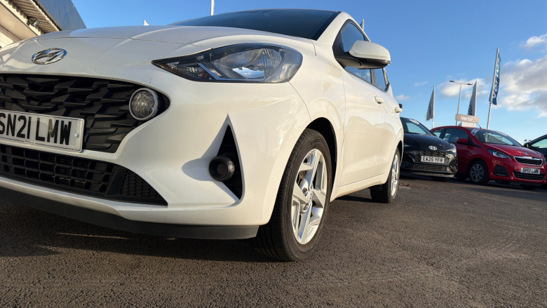 Hyundai i10 1.0 MPi SE Connect 5dr Petrol Hatchback